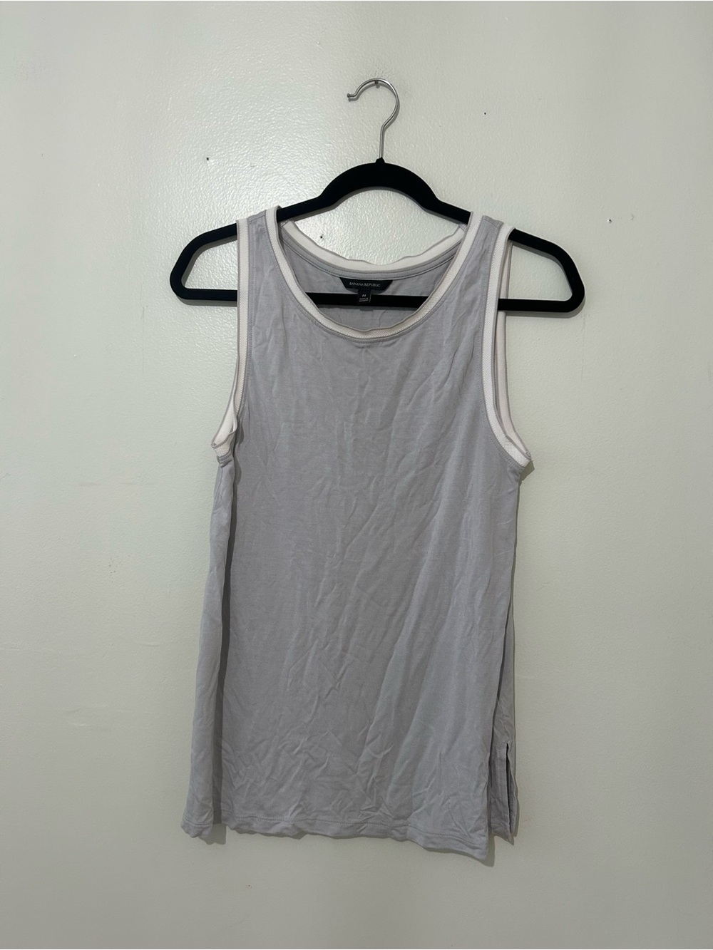 BANANA REPUBLIC | Light Gray Sleeveless Tank Top, Size Medium